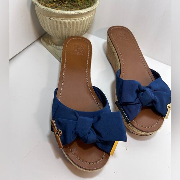 Tory Burch Sandals Wedge Slides Navy Blue Logo Bow Ribbon Size 8.5 - Picture 7 of 14